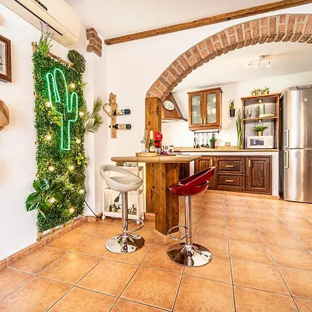 House Airport & Digital Nomads Apartment Carrizal