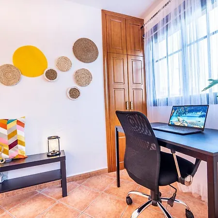 House Airport & Digital Nomads Apartment Carrizal